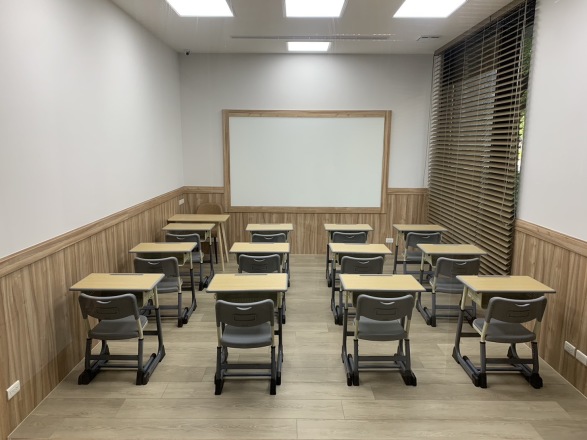 classroom-5